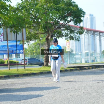 Runner Photo 3260215