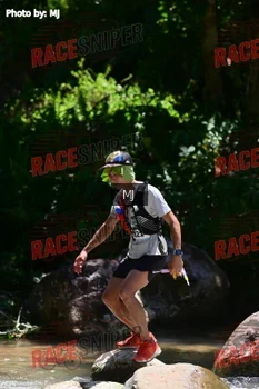 Runner Photo 326037