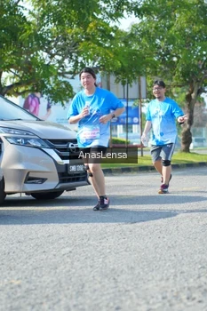 Runner Photo 3261358
