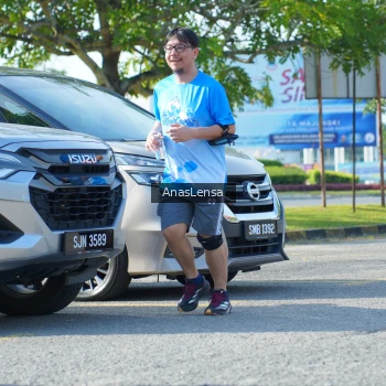 Runner Photo 3261404