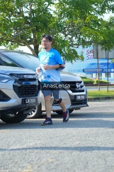 Runner Photo 3261424