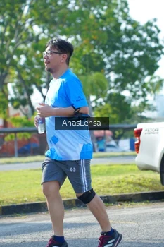 Runner Photo 3261573