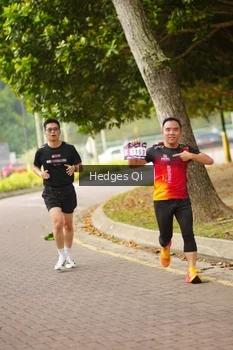 Runner Photo 3261599
