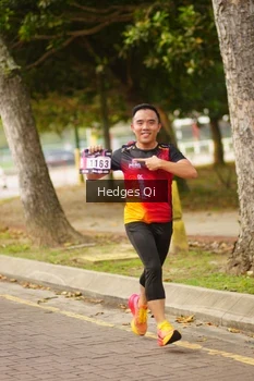 Runner Photo 3261697