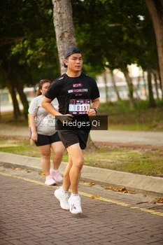 Runner Photo 3262207