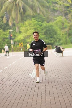 Runner Photo 3263102