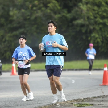 Runner Photo 3263116