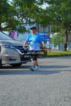 Runner Photo 3263150