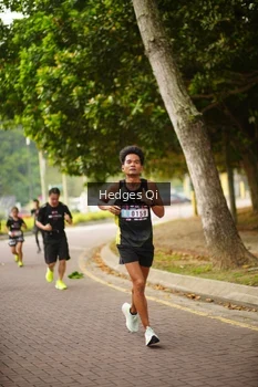 Runner Photo 3263545