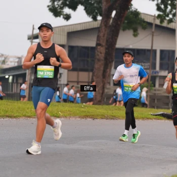Runner Photo 3264416
