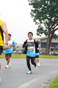 Runner Photo 3265623