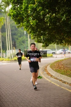 Runner Photo 3265790