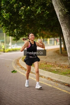 Runner Photo 3266796