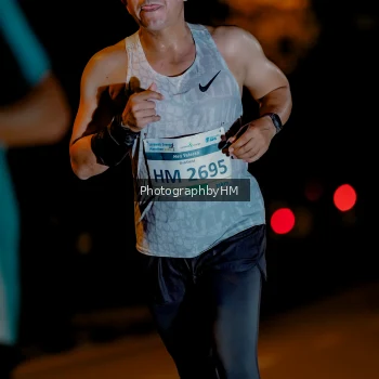 Runner Photo 3267716