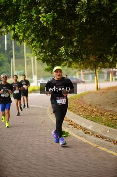 Runner Photo 3268173