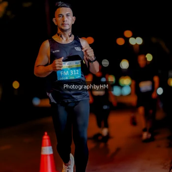 Runner Photo 3269744