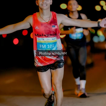 Runner Photo 3270479