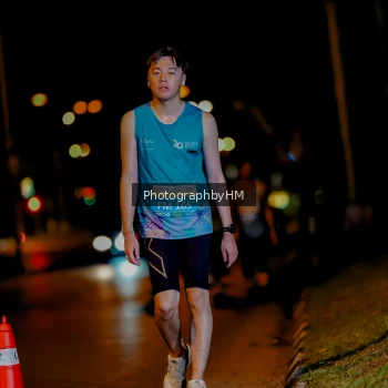 Runner Photo 3270576