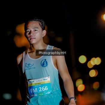 Runner Photo 3270716