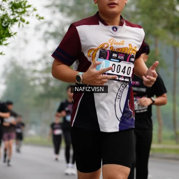Runner Photo 3271565