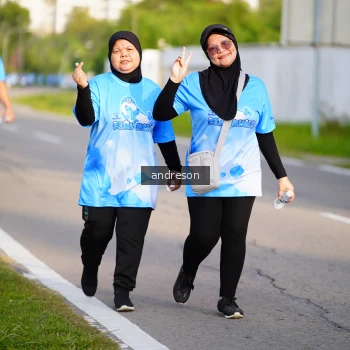 Runner Photo 3271598