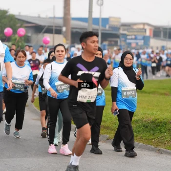 Runner Photo 3271757