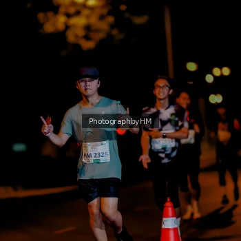 Runner Photo 3271861