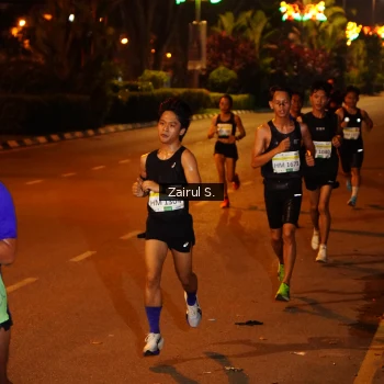 Runner Photo 3272358