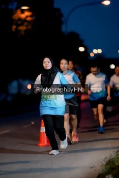 Runner Photo 3273025
