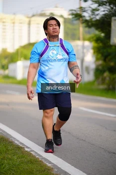 Runner Photo 3273070