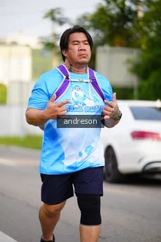 Runner Photo 3273271