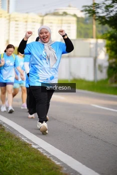 Runner Photo 3273407