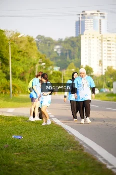 Runner Photo 3273447