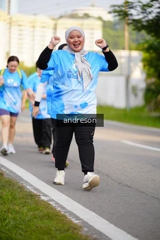 Runner Photo 3273537