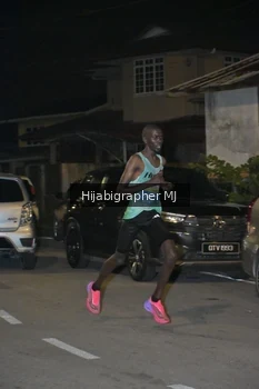 Runner Photo 3274678
