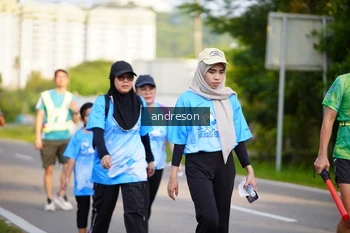Runner Photo 3275059