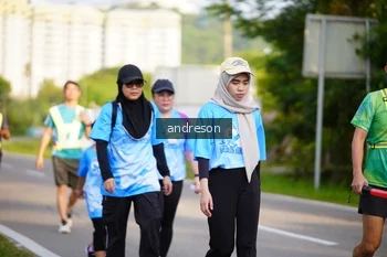Runner Photo 3275080