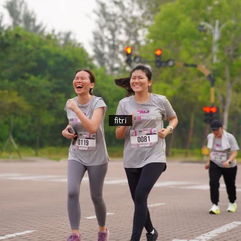 Runner Photo 3275698