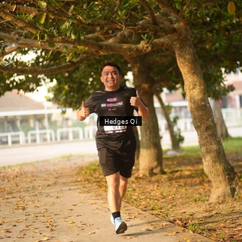 Runner Photo 3275836