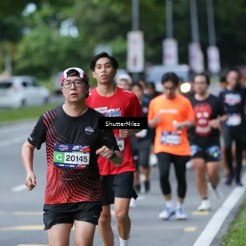 Runner Photo 32759