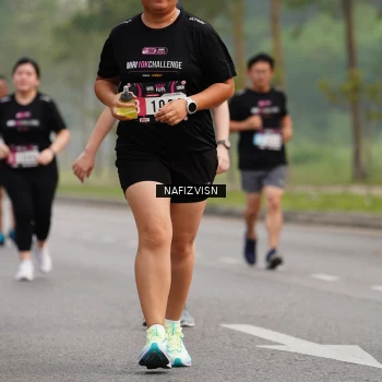 Runner Photo 3276375