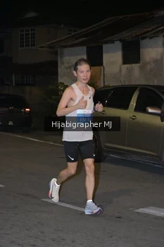 Runner Photo 3277163