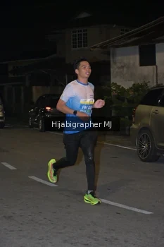 Runner Photo 3277576