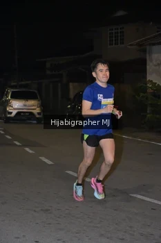 Runner Photo 3277925