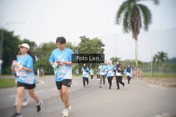 Runner Photo 3278873