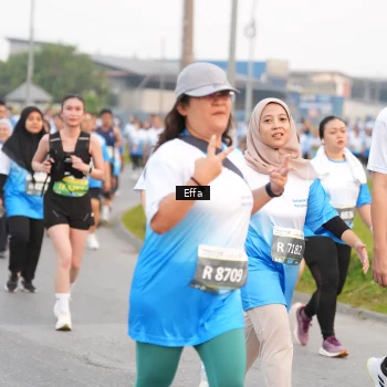 Runner Photo 3281275