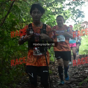 Runner Photo 328224