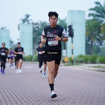 Runner Photo 3284423