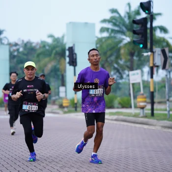 Runner Photo 3284536