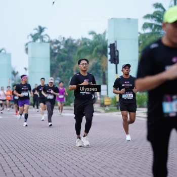 Runner Photo 3284563